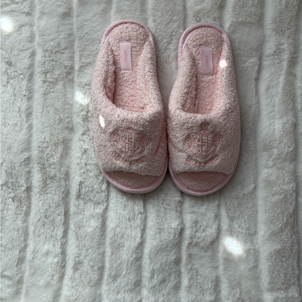 SKIMS Hotel Slipper